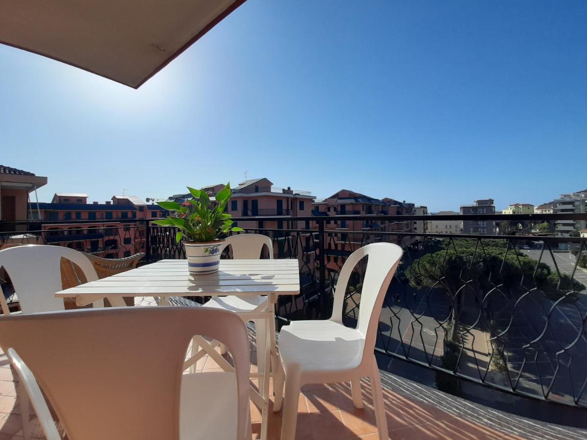 Nel Blu Apartment Andora Luaran gambar